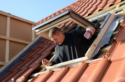 Pose de fenêtres de toit Velux au Reposoir